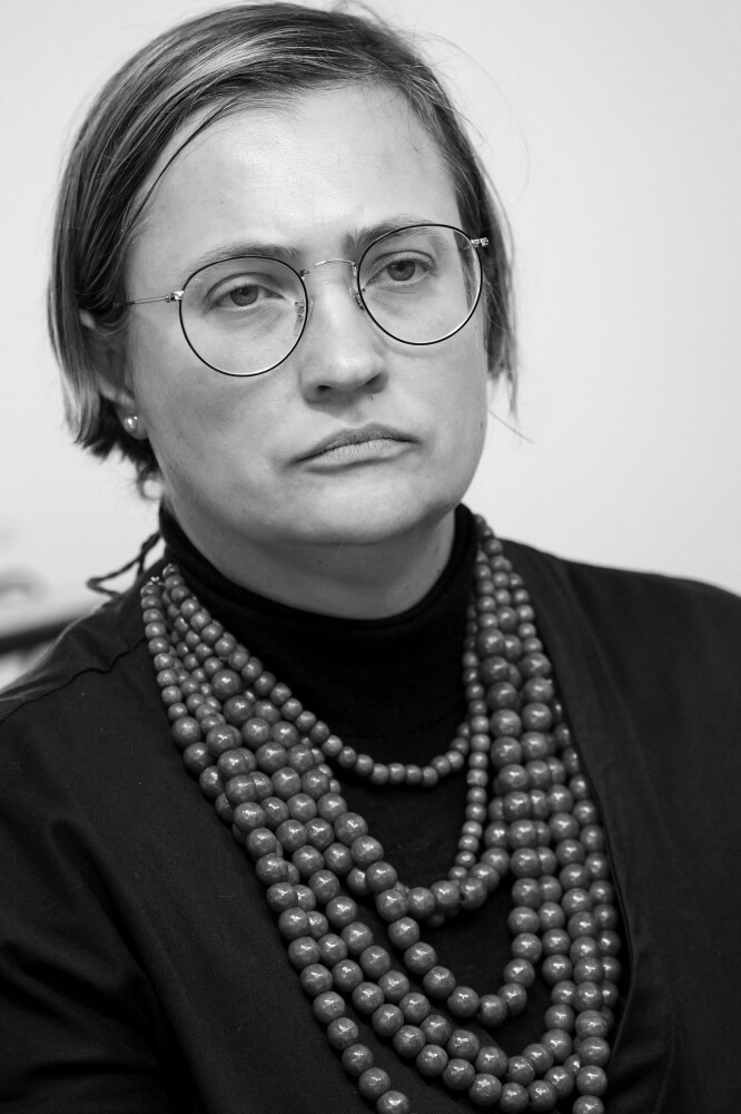 Maija Pavlova: «Man vislabāk patīk sarunas bez māksliniekiem, jo tad cilvēki jūtas daudz brīvāki» Foto – LETA